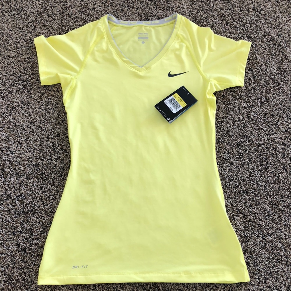 Nike Top